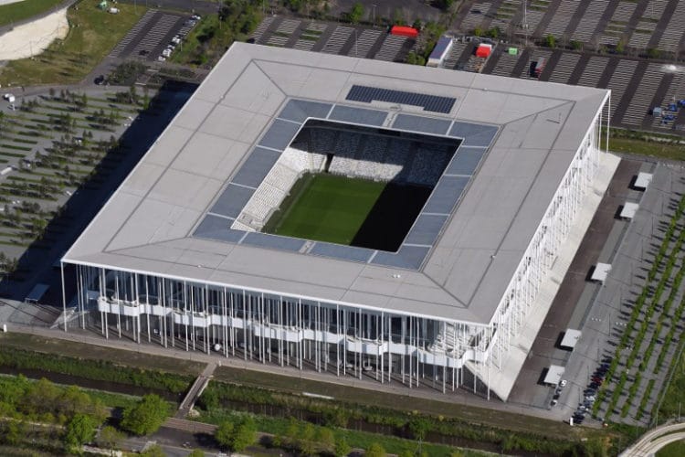 Das EM-Fussballstadion von Bordeaux "Stade de Bordeaux" / AFP PHOTO / EUROLUFTBILD / Robert Grahn