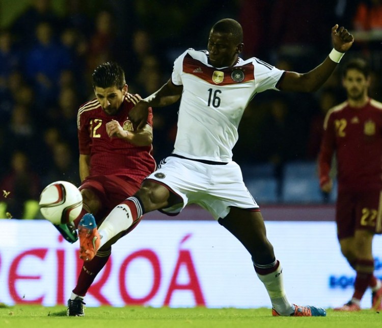 Antonio Rüdiger beim Länderspiel gegen Spanien am 18.November 2014. (AFP PHOTO / JAVIER SORIANO)