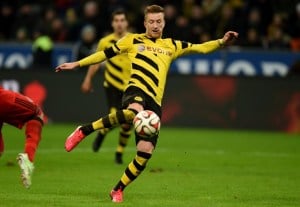 BVB-Star Marco Reus will im Borussen-Duell gegen seinen Ex-Klub treffen (AFP PHOTO / PATRIK STOLLARZ)