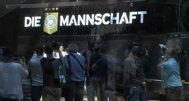 dfb-mannschaft-bus