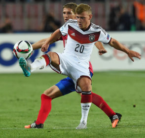 Max Meyer beim U21-Auftaktspiel gegen Serbien in Prag am 17.Juni 2015. AFP PHOTO JOE KLAMAR