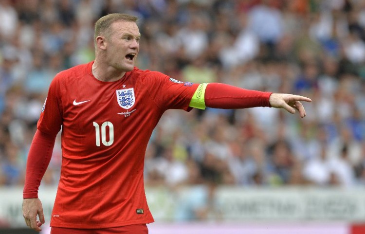 Englands Wayne Rooney im EM-Quali-Spiel gegen Slowenien in Ljubljana am 14.Juni 2015.AFP PHOTO/SAMUEL KUBANI