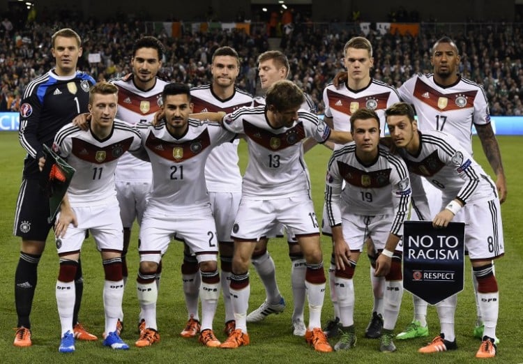 Die deutsche Startelf gegen Irland (AFP PHOTO / TOBIAS SCHWARZ)