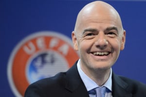 UEFA Generalsekretär Gianni Infantino vor der Fußball WM 2022 in Katar / AFP / FABRICE COFFRINI