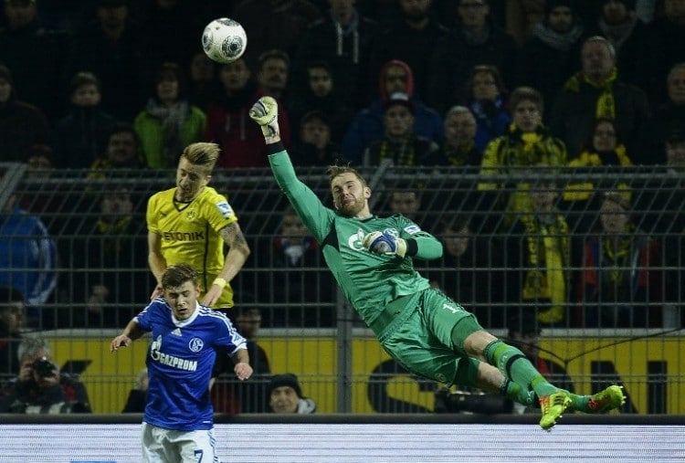 Fußball heute am 26.Spieltag: Derbyzeit! Schalke gegen Dortmund: Borussia Dortmund gegen FC Schalke 04 aus dem Jahr 2014. AFP PHOTO / SASCHA SCHUERMANN