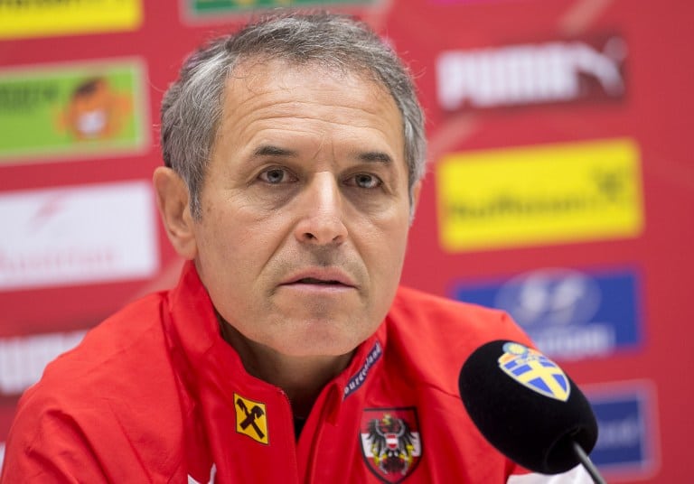 Marcel Koller, schweizer Trainer der österreichischen Nationalmannschaft bewegt sich nach bisher mäßg erfolgreicher WM Quali auf dünnem Eis. AFP PHOTO/JONATHAN NACKSTRAND