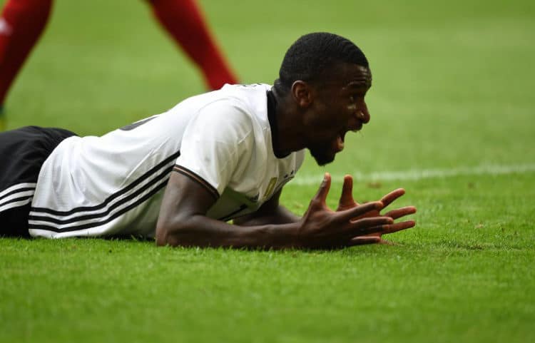 Antonio Rüdiger beim Länderspiel gegen Ungarn in der Veltins Arena in Gelsenkirchen am 4.Juni 2016. / AFP PHOTO / PATRIK STOLLARZ