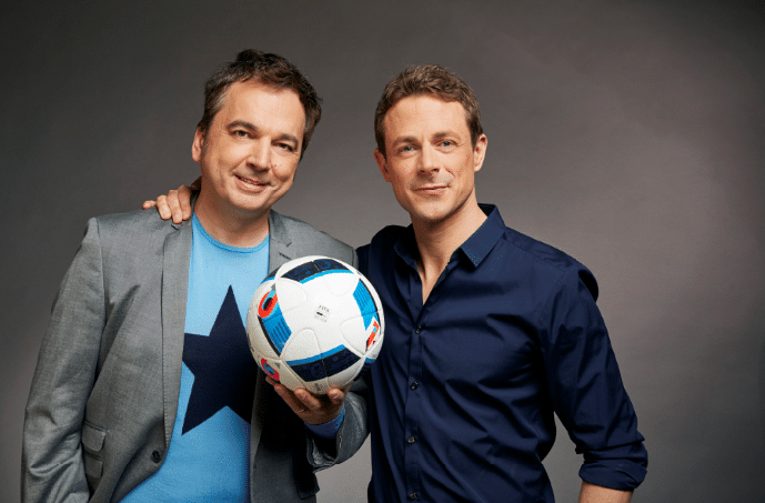 Alexander Bommes und Arnd Zeigler um 14:05 Uhr bei den Vorberichten zu den heutigen Spielen (Copyright ARD Presse)