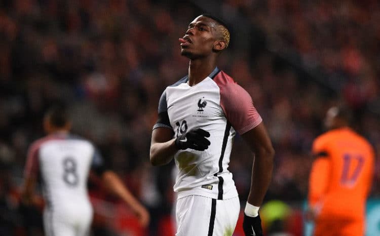 Französischer Mittelfeldspieler Paul Pogba beim Spiel Niederlande gegen Frankreich(2-3) am 25.März.2016, in Amsterdam. AFP PHOTO / FRANCK FIFE / AFP / FRANCK FIFE