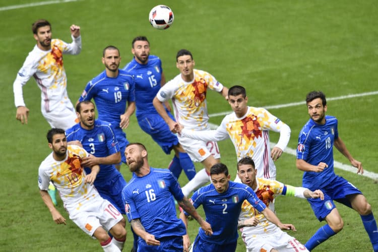 Fußball heute 06.10.: Halbfinale der Nations League Italien gegen Spanien (DAZN live) AFP PHOTO / PHILIPPE LOPEZ