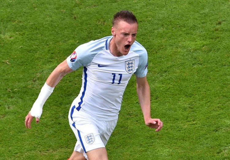 England's Jamie Vardy beim Spiel gegen Wales in Lens am 16.Juni 2016. / AFP PHOTO / PHILIPPE HUGUEN