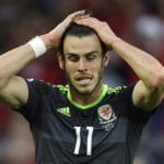 Wales' Gareth Bale verzweifelt: 4 Torchancen, aber kein Ball zappelt im Netz - die WM Quali ist nicht gelungen! / AFP PHOTO / MARTIN BUREAU