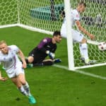 Kolbeinn Sigthorsson erzielt das 1:4 für Island gegen Frankreich in Saint-Denis, near Paris, on July 3, 2016. Francisco LEONG / AFP