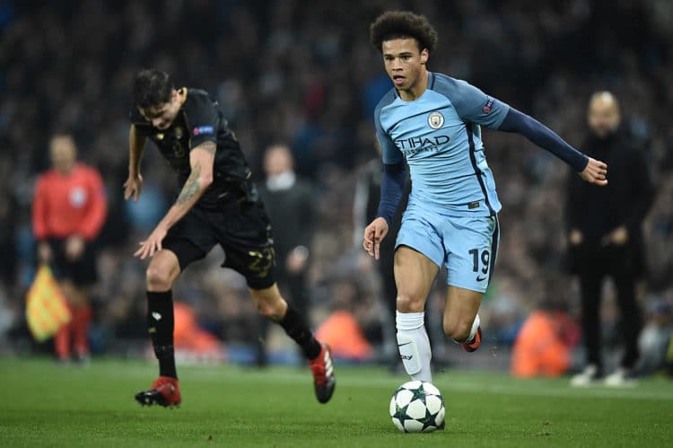 Manchester City's Leroy Sane (R) in der UEFA Champions League gegen Celtic im Etihad Stadium in Manchester am 6.Dezember 2016. / AFP PHOTO / Oli SCARFF