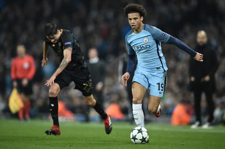 Manchester City's Leroy Sane (R) in der UEFA Champions League gegen Celtic im Etihad Stadium in Manchester am 6.Dezember 2016. / AFP PHOTO / Oli SCARFF