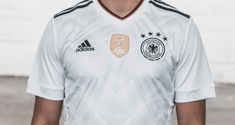 Das neue Deutschland Trikot 2017 im Detail (Copyright adidas presse)