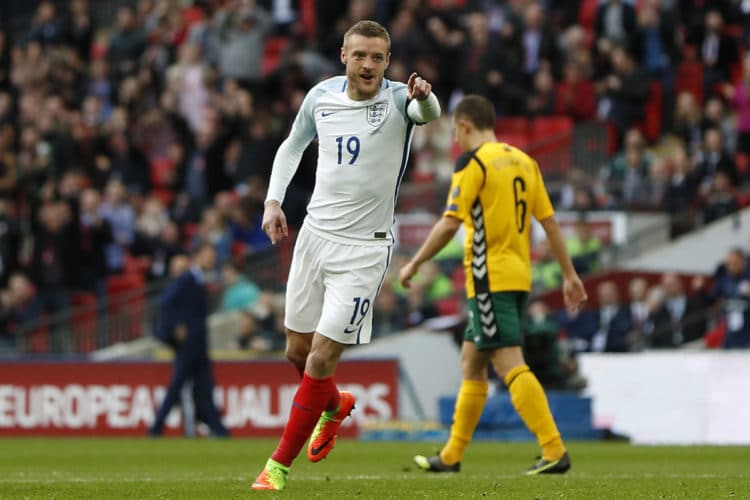 England's Torgarant und Stürmer Jamie Vardy gegen Litauen im Wembley Stadium in London am 26.März 2017. / AFP PHOTO / Adrian DENNIS