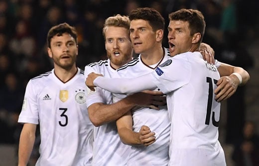 Die vier Hauptdarsteller beim 4:1 über Aserbaidschan. V.l.n.r.: Jonas Hector, André Schürrle, Mario Gomez, Thomas Müller. PHOTO AFP.