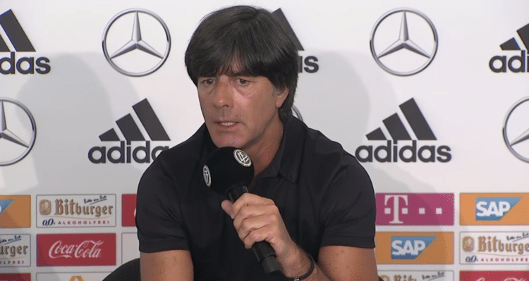Jogi Löw bei der DFB Kader-Ernennung am 17.05.2017 in Frankfurt. Gegen Dänemark muss sich das junge Team das Löw zusammengestellt hat einem ersten Härtetest unterziehen.