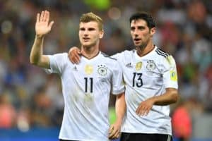 Werner (links) mit dem 3:0 - Stindl freut sich! Foto AFP