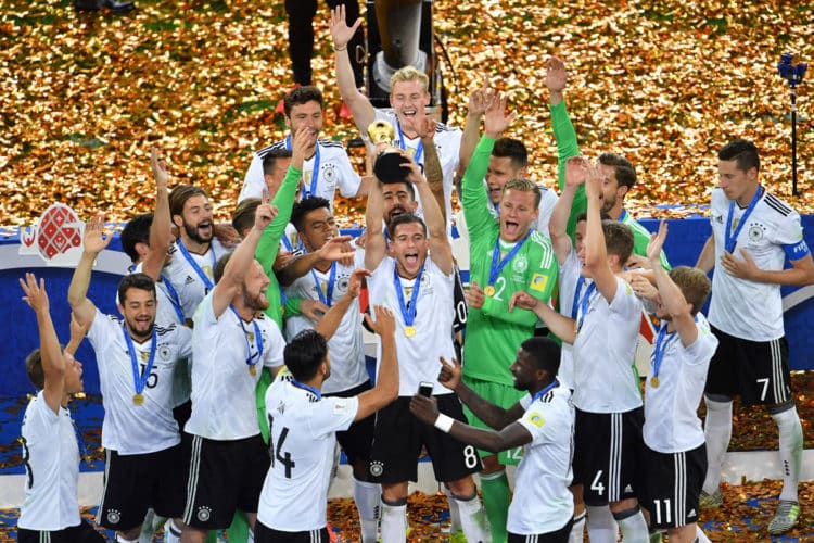 Der Sieg beim Confed-Cup und gute Ergebnisse in der Qualifikation bescheren dem DFB auch im September den 1. Platz in der FIFA Weltrangliste. (Foto AFP)