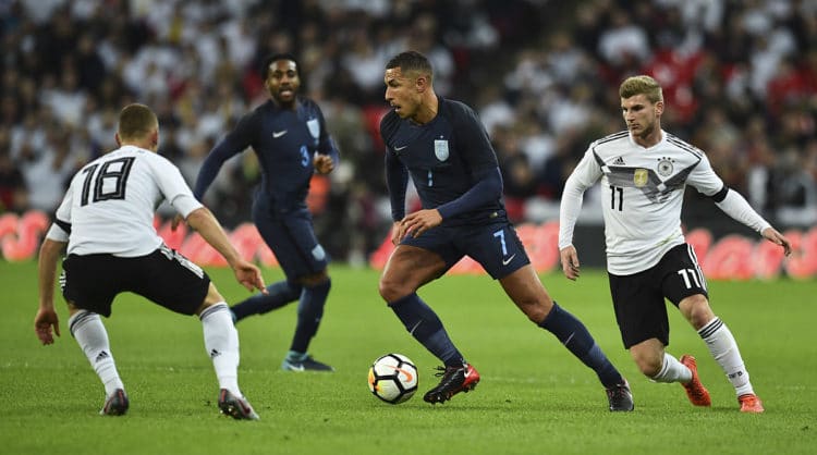 Timo Werner im neuen DFB Trikot 2018 beim Testspiel gegen England am 10.November 2017 (Foto AFP)