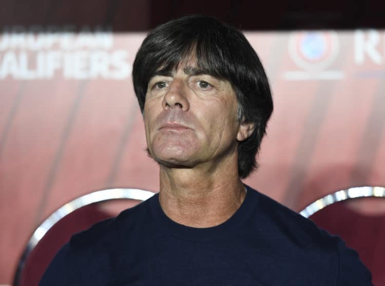 Joachim Löw mit seinem Team auf dem Sprung zur WM 2018 Endrunde.  / AFP PHOTO / ROBERT MICHAEL