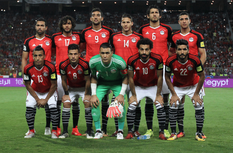 Fußball WM heute 19.6. im TV * Wann kommt die WM heute im TV? Ägypten spielt heute gegen Gastgeber Russland in St.Petersburg / AFP PHOTO / Mohamed El-Shahed