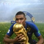 Kylian Mbappe Paul Pogba wird Weltmeister 2018! / AFP PHOTO / FRANCK FIFE