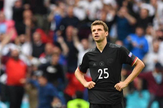 Thomas Müller enttäuscht nach dem Ausscheiden gegen England im Wembley Stadium in London am 29.Juni 2021. (Photo by JUSTIN TALLIS / POOL / AFP)