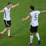 Gosens und Hummels freuen sich über den 4:2 Sieg über Portugal heute! AFP fotp