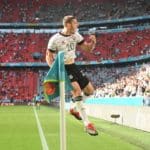 Deutschlands Verteidiger Robin Gosens feiert ein nicht anerkanntes Tor während des Fußballspiels der UEFA EURO 2020 Gruppe F zwischen Portugal und Deutschland in der Allianz Arena in München, Deutschland, am 19. Juni 2021. (Foto: CHRISTOF STACHE / POOL / AFP)