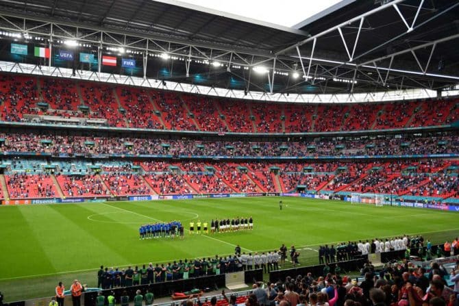 Das Wembley Stadium in London am 26. Juni beim Spiel zwischen Italien und Österreich 2021. (Photo by JUSTIN TALLIS / POOL / AFP)