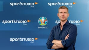 Per Mertesacker ist ZDF-Experte (Foto: ZDF und [F] Torsten Silz; [M] Dirk Staudt. )