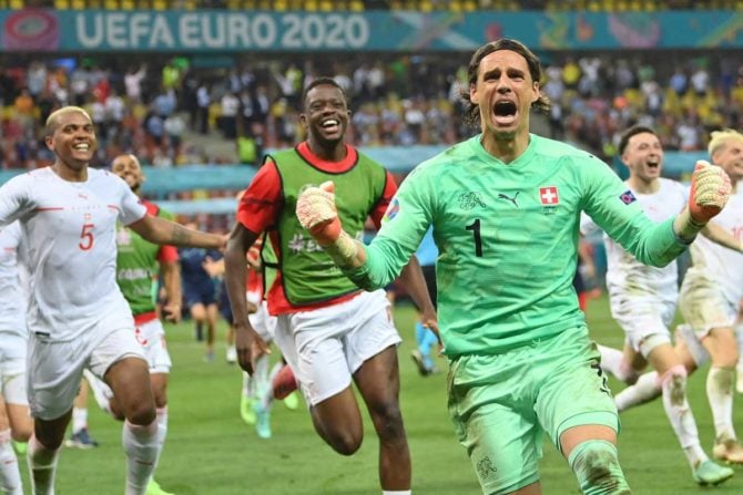 Im UEFA EURO 2020 Achtelfinale gejubelt, heute droht der Schweiz der Abstieg. (Foto: Justin Setterfield / POOL / AFP)