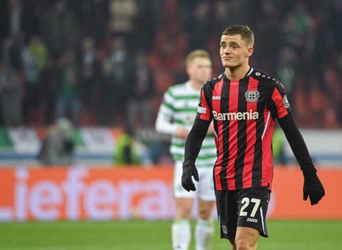 Leverkusens deutscher Stürmer Florian Wirtz reagiert während des Fußballspiels Bayer 04 Leverkusen gegen Celtic in der UEFA Europa League Gruppe G in Leverkusen, Westdeutschland, am 25. November 2021. (Foto: Ina Fassbender / AFP)