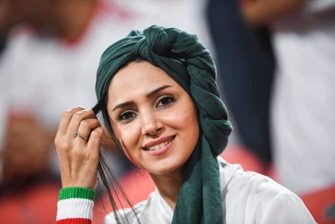 Iranische Frauen fordern eine Disqualifikation von der WM 2022 (Foto Depositphotos)