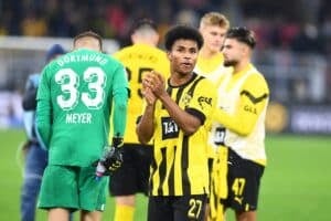 Karim Adeyemi im Einsatz für Borussia Dortmund (foto Depositphotos.com)
