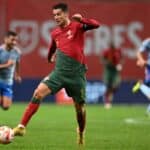 Portugal's Cristiano Ronaldo im neuen Portugal Heimtrikot am 27.September 2022. (Photo by PATRICIA DE MELO MOREIRA / AFP)