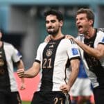 #21 Ilkay Gundogan feiert das 1:0 gegen Japan beim Auftaktspiel am 23.11.2022 (Photo by Jewel SAMAD / AFP)