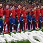 Die serbische Nationalmannschaft posieren für ein Mannschaftsfoto vor dem Fußballspiel der Gruppe G der Fußballweltmeisterschaft Katar 2022 zwischen Brasilien und Serbien im Lusail-Stadion in Lusail, nördlich von Doha, am 24. November 2022. (Foto von NELSON ALMEIDA / AFP)