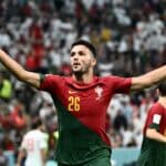 Portugals Stürmer Goncalo Ramos (Nr. 26) jubelt nach dem fünften Tor seiner Mannschaft, einem Hattrick, während des Achtelfinales der Fußballweltmeisterschaft Katar 2022 zwischen Portugal und der Schweiz im Lusail-Stadion in Lusail, nördlich von Doha, am 6. Dezember 2022. (Foto: Jewel SAMAD / AFP)