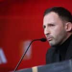 Belgiens Cheftrainer Domenico Tedesco gibt am 17. März 2023 im Hauptquartier des Königlich-Belgischen Fußballverbands RBFA in Tubize eine Pressekonferenz, um seinen Kader für die bevorstehenden Qualifikationsspiele zur UEFA-Europameisterschaft 2024 vorzustellen. (Foto von BRUNO FAHY / Belga / AFP) / Belgien OUT