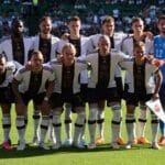 Die deutschen Spieler stellen sich vor dem internationalen Freundschaftsspiel zwischen Deutschland und der Ukraine in Bremen, Norddeutschland, am 12. Juni 2023 für ein Mannschaftsfoto auf. (Foto von Focke Strangmann / AFP)