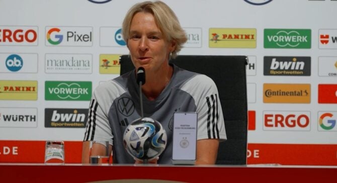 Frauen Nationalmannschaft vor dem Länderspiel Deutschland - Sambia: Bundestrainerin Martina Voss-Tecklenburg im Interview