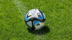 Der WM Spielball der Frauen WM 2023 - Adidas OceaNZ