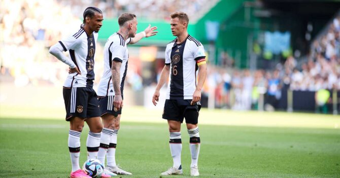 DFB Nationalspieler Sané, Groß und Kimmich beim letzten Länderspiel - bei der EM 2024 nur noch 23 Nationalspieler statt 2024 (Foto Depositphotos)