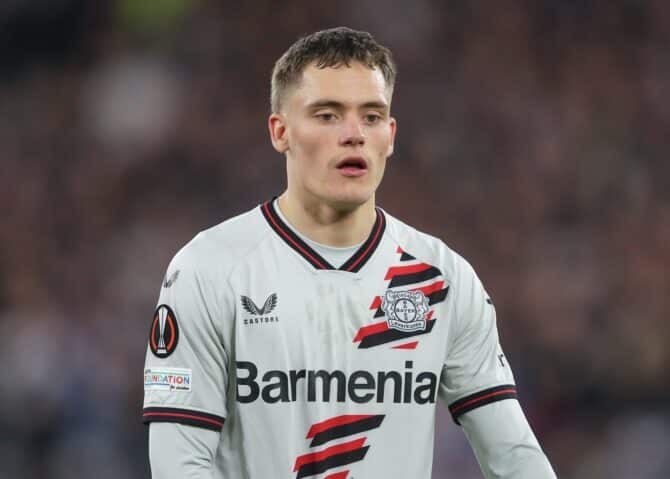 Florian Wirtz von Bayer Leverkusen im UEFA Europa League Halbfinale gegen die AS Roma am 2.5.2024 (Photo by Gareth Evans/News Images)