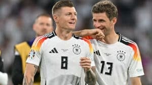 Toni Kroos und Thomas Müller tritt ab, hier nach dem EM-Spiel gegen Schottland am 14.Juni 2024 (Photo by MIGUEL MEDINA / AFP)