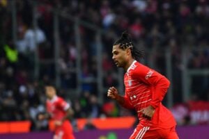 Serge Gnabryim Trikot des FC Bayern München (Foto Depositphotos.com)